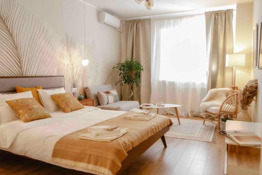 Bright Studio - Top Location - Old Town + Netflix Bükreş Dış mekan fotoğraf